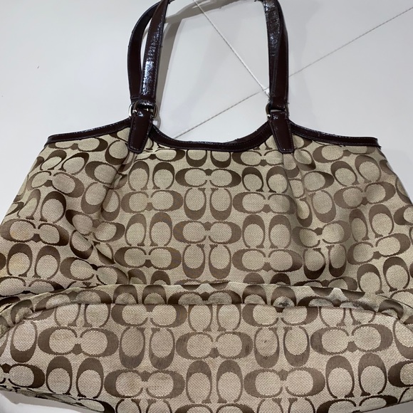 Genuine Coach Bag—🔴FINAL PRICE - Picture 2 of 7